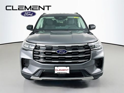 New 2026 Ford Explorer Active image 2