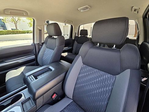 Used 2018 Toyota Tundra SR5 image 16