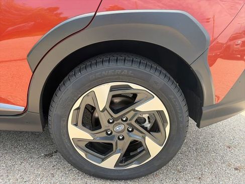 Used 2024 Subaru Crosstrek 2.5i Limited AWD/4WD image 19