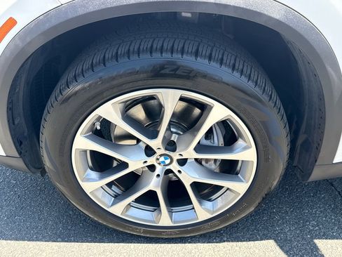 Used 2024 BMW X5 xDrive40i w/ Parking Assistance Package AWD/4WD image 7