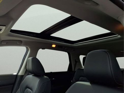 New 2026 Nissan Pathfinder Platinum AWD/4WD image 13