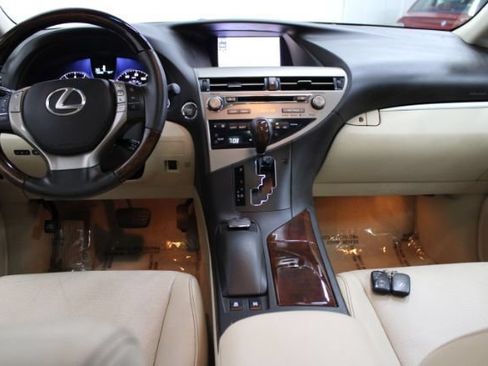 Used 2013 Lexus RX 350 AWD w/ Navigation Pkg image 2