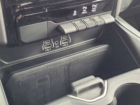 Used 2025 RAM 1500 Big Horn image 12