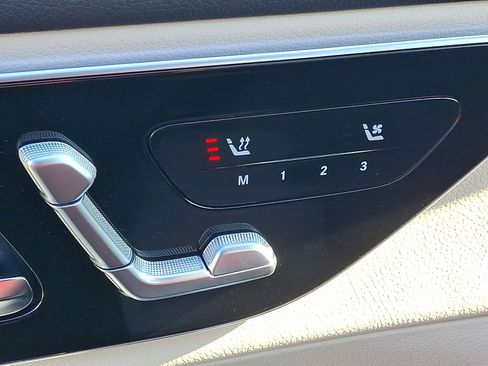 Used 2026 Mercedes-Benz GLC 300 4MATIC image 26