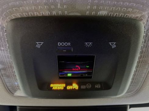 New 2026 Toyota Prius Plug-In Hybrid FWD image 18