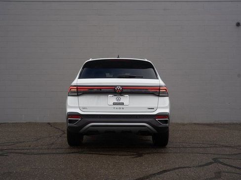 New 2026 Volkswagen Taos SEL AWD/4WD image 5