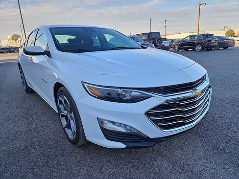 Used 2024 Chevrolet Malibu LT image 11