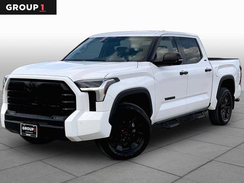 Used 2024 Toyota Tundra SR5 w/ SR5 Convenience Package AWD/4WD image 1