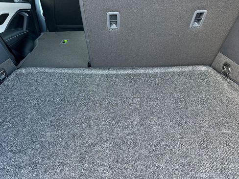 New 2026 Volkswagen Tiguan SE R-Line image 14