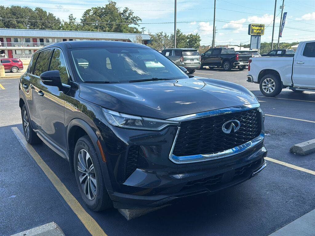 Used 2023 INFINITI QX60 Pure FWD image 2