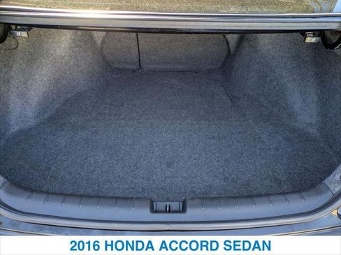 Used 2016 Honda Accord Touring image 23