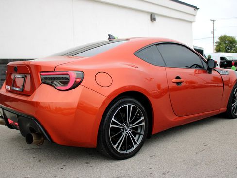 Used 2013 Scion FR-S image 6