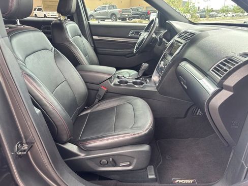 Used 2019 Ford Explorer Sport w/ Equipment Group 401A AWD/4WD image 20