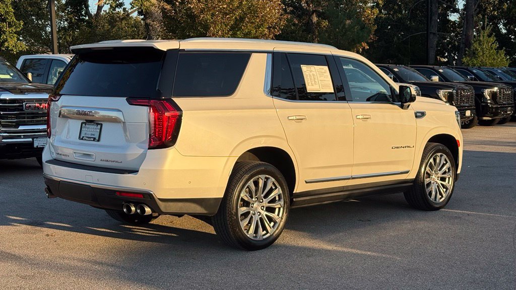 Used 2023 GMC Yukon Denali w/ Advanced Technology Package AWD/4WD image 2