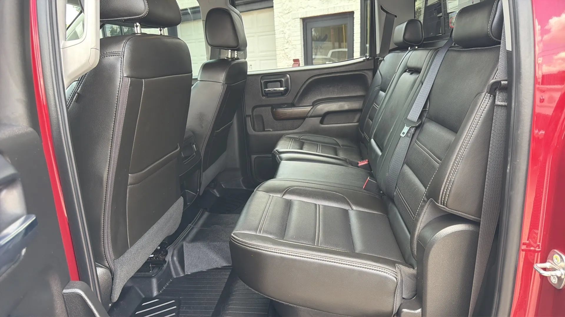 Used 2019 GMC Sierra 3500 Denali w/ Duramax Plus Package AWD/4WD image 9