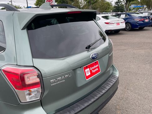 Used 2018 Subaru Forester 2.5i Touring w/ Popular Package #3B AWD/4WD image 41