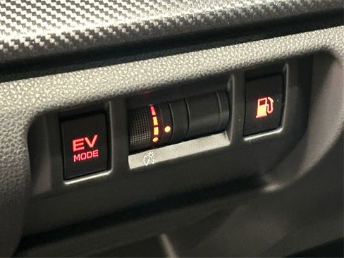 New 2026 Subaru Crosstrek 2.5i Sport w/ Crosstrek Mirror Package image 39