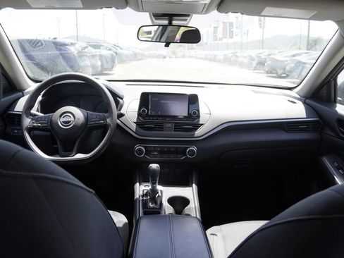 Used 2024 Nissan Altima 2.5 S FWD image 20