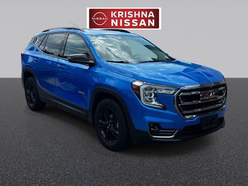 Used 2024 GMC Terrain AT4 AWD/4WD image 1