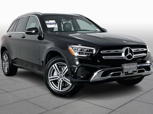 Used 2022 Mercedes-Benz GLC 300 image 2
