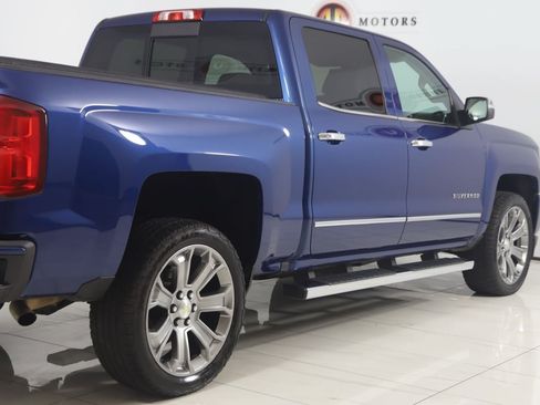 Used 2017 Chevrolet Silverado 1500 LTZ Z71 w/ LTZ Plus Package AWD/4WD image 41