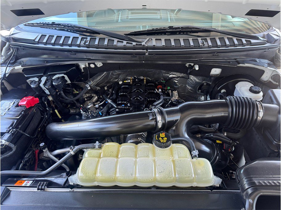 Used 2021 Ford Expedition Limited AWD/4WD image 8
