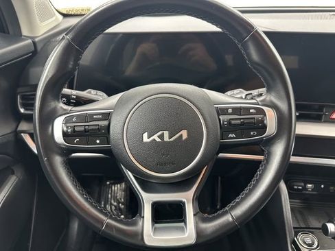 Used 2024 Kia Sportage EX AWD/4WD image 15