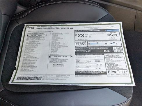 New 2026 Jeep Grand Cherokee Altitude image 18