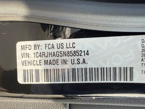 Used 2022 Jeep Grand Cherokee Altitude image 22