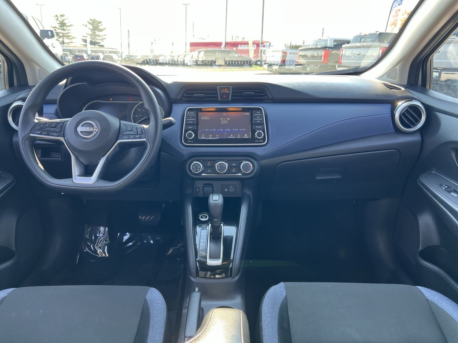 Used 2024 Nissan Versa SV FWD image 22