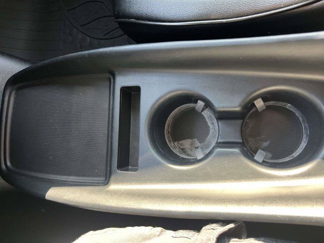 Used 2020 Toyota Prius LE FWD image 31
