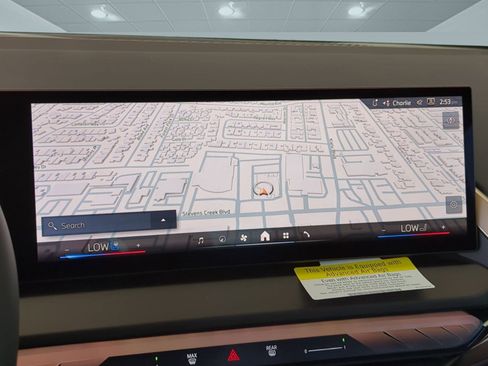 Used 2025 BMW X3 xDrive30i w/ Premium Package image 17