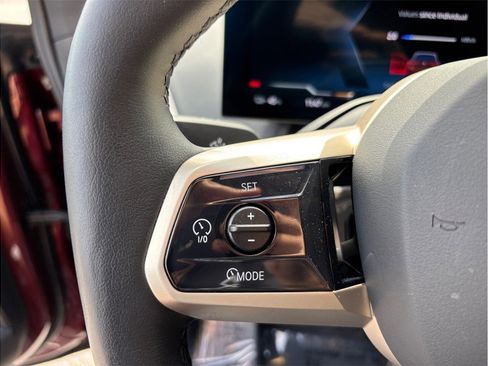 Used 2023 BMW iX xDrive50 w/ Ultimate Package 2 image 28