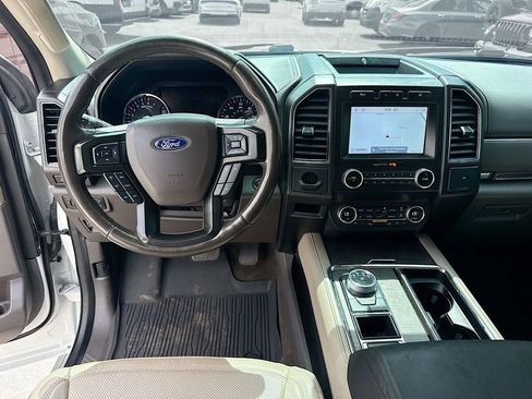 Used 2020 Ford Expedition Limited RWD image 25