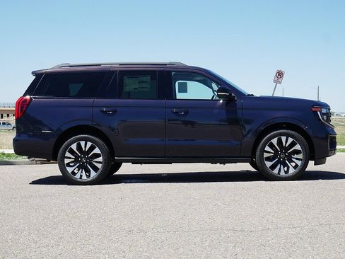 New 2027 Ford Expedition Platinum AWD/4WD image 6