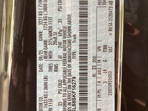 Used 2025 Ford F150 Lariat w/ Equipment Group 501A Mid AWD/4WD image 76