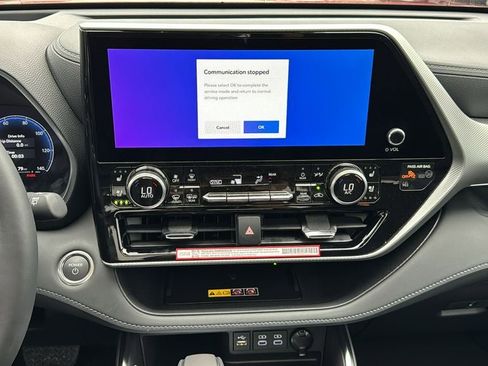 New 2026 Toyota Highlander Platinum AWD/4WD image 31