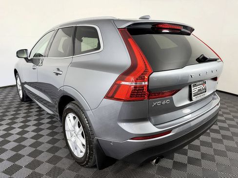 Used 2019 Volvo XC60 T5 Momentum w/ Premium Package AWD/4WD image 18