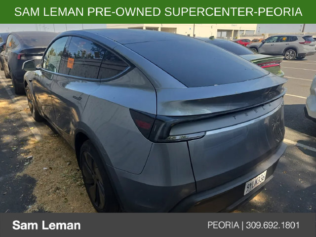 Used 2026 Tesla Model Y Long Range AWD/4WD image 3