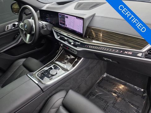Used 2024 BMW X5 xDrive40i w/ M Sport Package AWD/4WD image 31