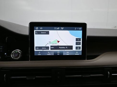 Used 2022 Lincoln Corsair Reserve w/ Elements Package FWD image 16