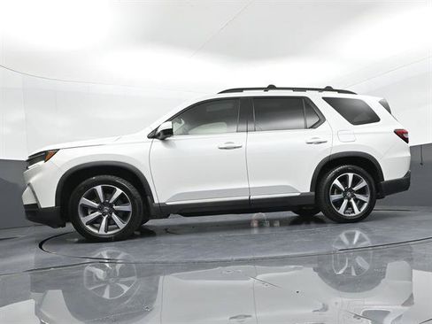 Used 2024 Honda Pilot Elite image 34