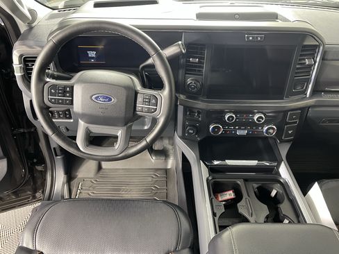 Used 2025 Ford F350 Lariat w/ Lariat Ultimate Package AWD/4WD image 14