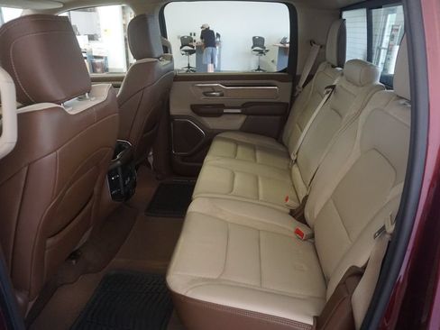 Used 2021 RAM 1500 Laramie AWD/4WD image 19