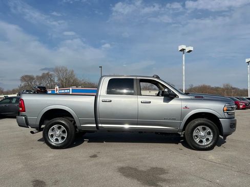 Used 2022 RAM 2500 Laramie w/ Body Color Bumper Group AWD/4WD image 16