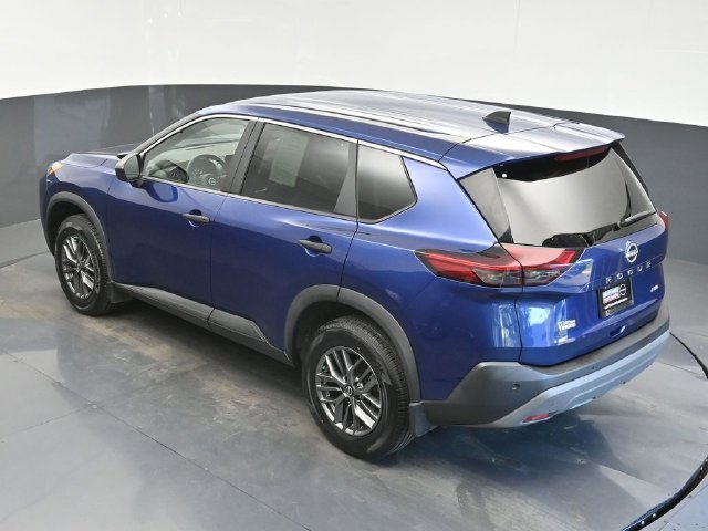 Used 2023 Nissan Rogue S AWD/4WD image 30