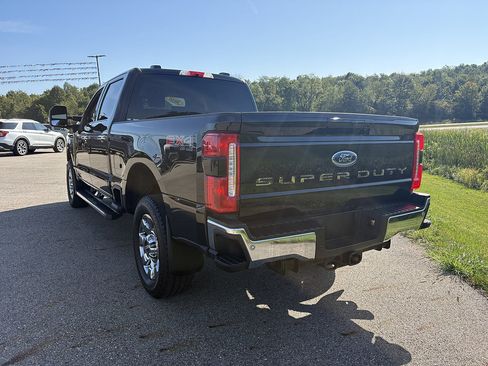 Used 2026 Ford F250 Lariat w/ Chrome Package AWD/4WD image 3