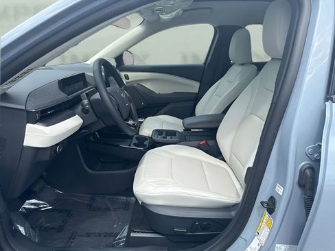 Used 2026 Ford Mustang Mach-E Premium RWD image 9