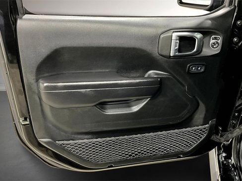 Used 2021 Jeep Wrangler Unlimited Sport image 20