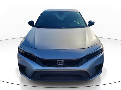Used 2023 Honda Civic Sport image 2